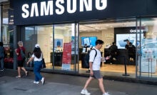 Samsung storefront on city street