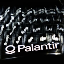 Palantir logo