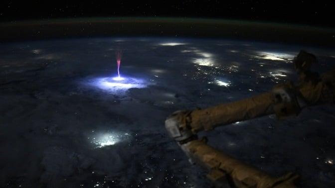 Observing a TLE gigantic jet from the International Space Station