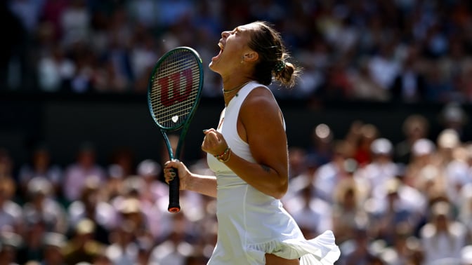 Aryna Sabalenka celebrates a point
