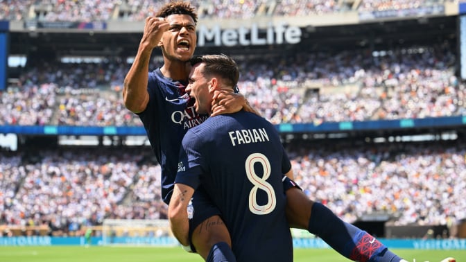 Paris Saint-Germain's Spanish midfielder Fabian Ruiz celebrates scoring the opening goal